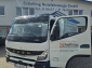 Fuso 7C15 mit Transportband