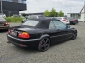 BMW 320i Cabrio LEDER SITZHZ. TEMPOMAT TOP ZUSTAND