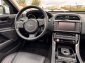 Jaguar XE Prestige STANDHEIZUNG LEDER PANO NAVI