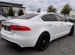 Jaguar XE Prestige STANDHEIZUNG LEDER PANO NAVI