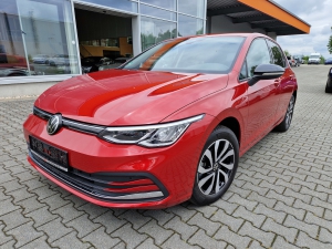 VW Golf 1.0 eTSI BMT Active/LED/Navi