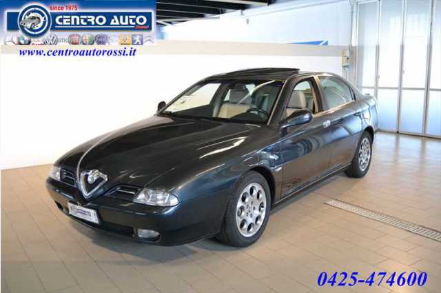 Alfa Romeo 166