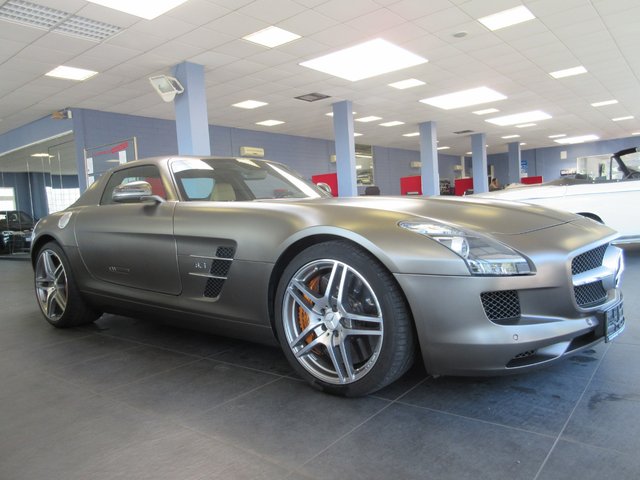 Mercedes-Benz SLS AMG