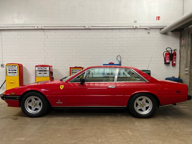 Ferrari 400