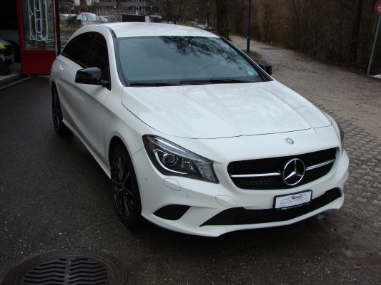 Mercedes-Benz CLA 200