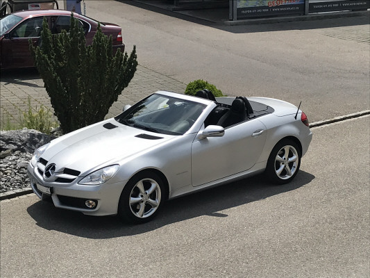 Mercedes-Benz SLK 200