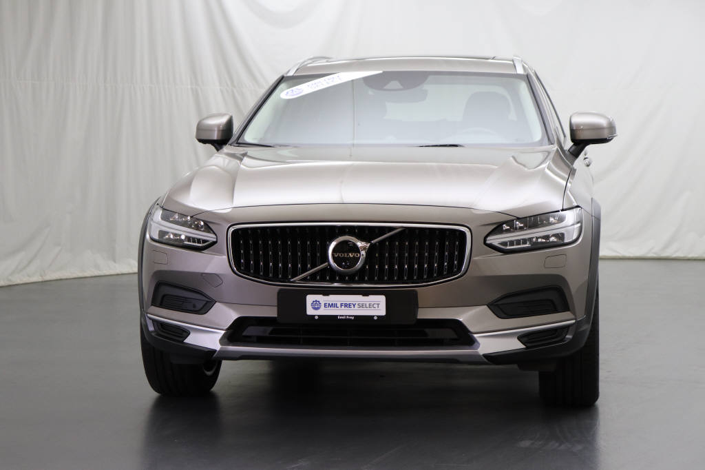 Volvo V90 Cross Country