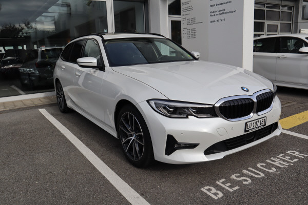 BMW 330