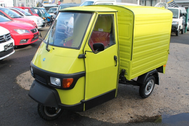 Piaggio APE 50 25km/h Kasten LED SOFORT !!