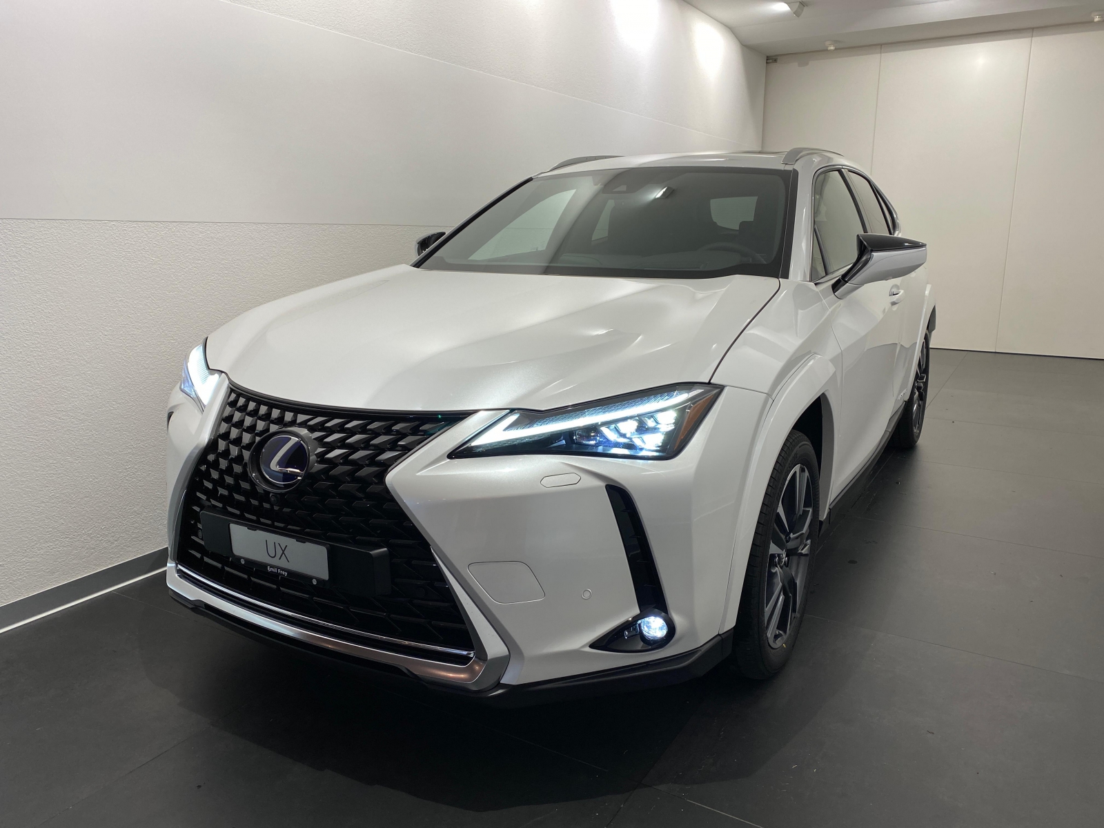 Lexus UX 250h