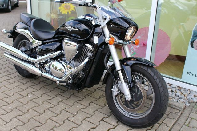 Suzuki Intruder M800 + HU/AU Neu