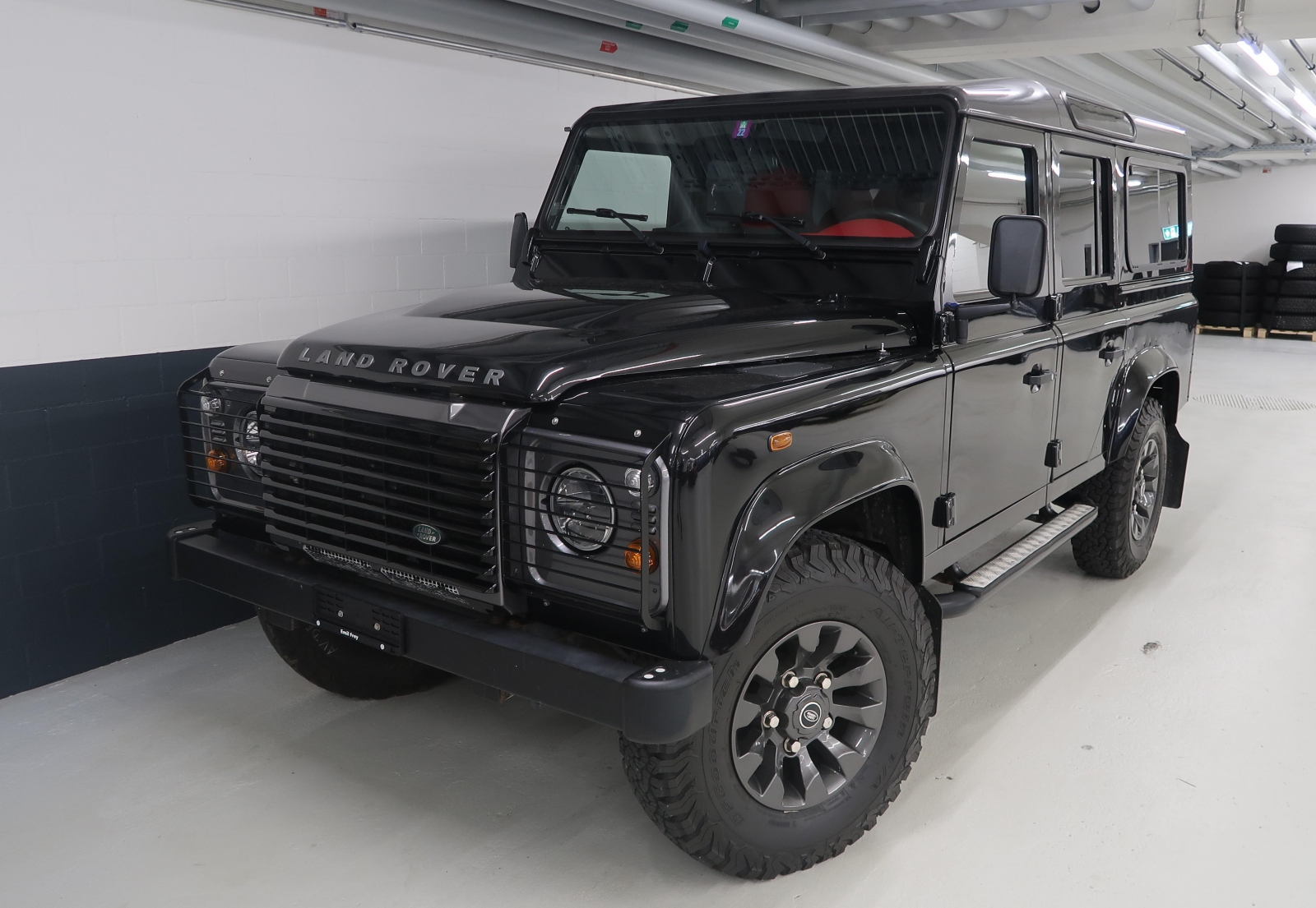 Land Rover Defender