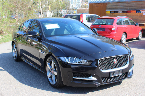 Jaguar XE