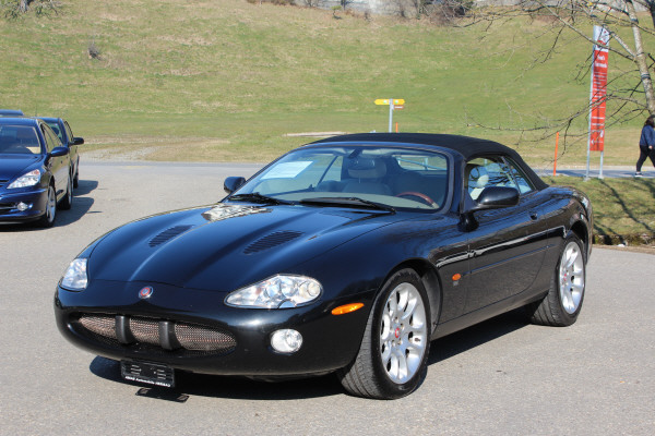 Jaguar XKR