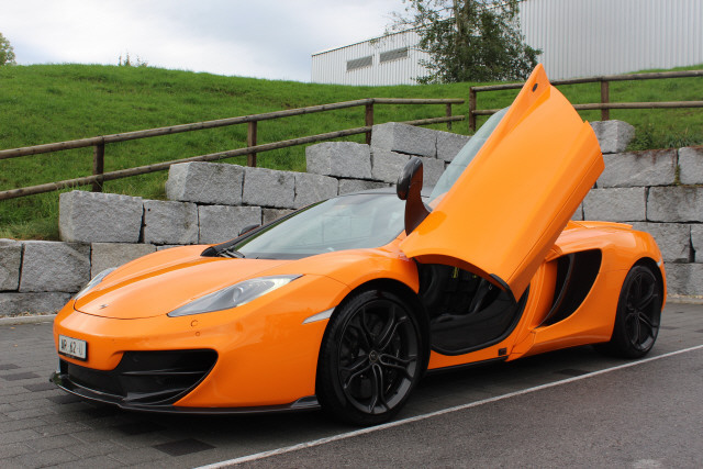 McLaren MP4-12C