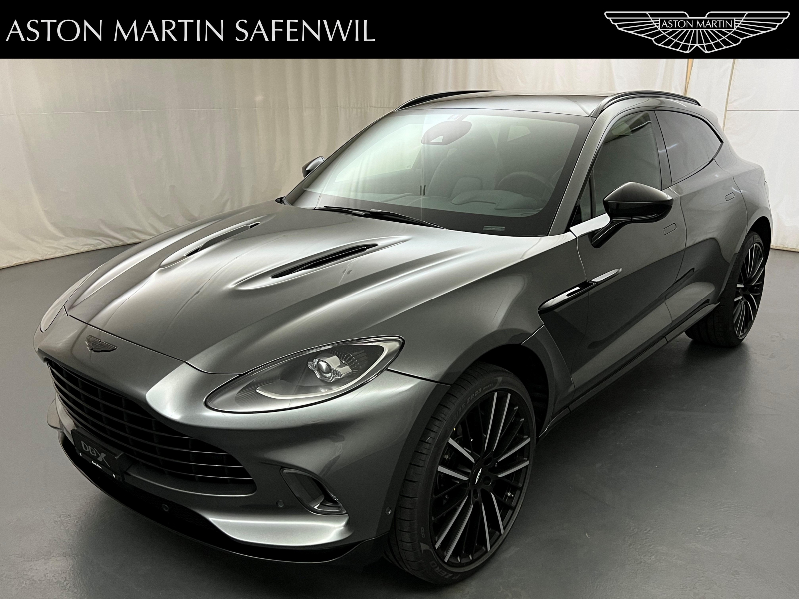 Aston Martin DBX