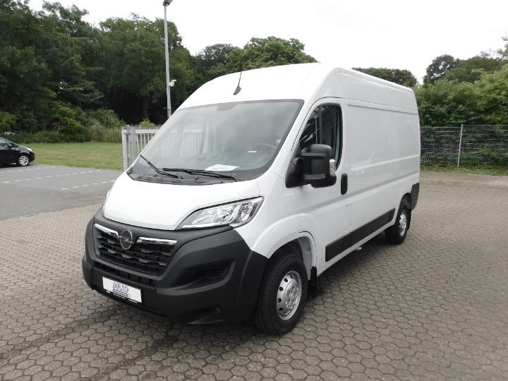 Opel Movano Edition L2H2/Hecktüren 270º