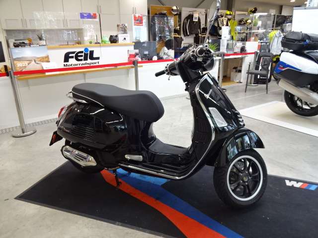 Vespa GTS Super 125 E5 schwarz - Neufahrzeug