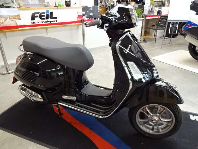 Vespa GTS 125 E5 schwarz - Neufahrzeug