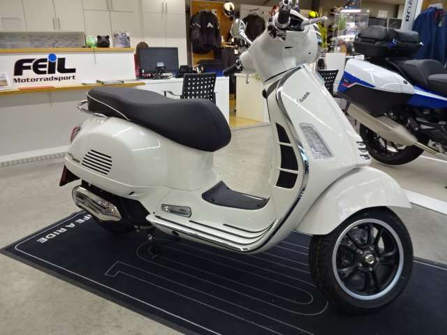 Vespa GTS Super 125 E5 weiß - Neufahrzeug