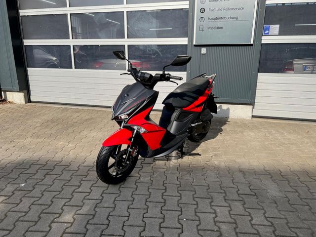 Kymco Super 8 R 50i E5