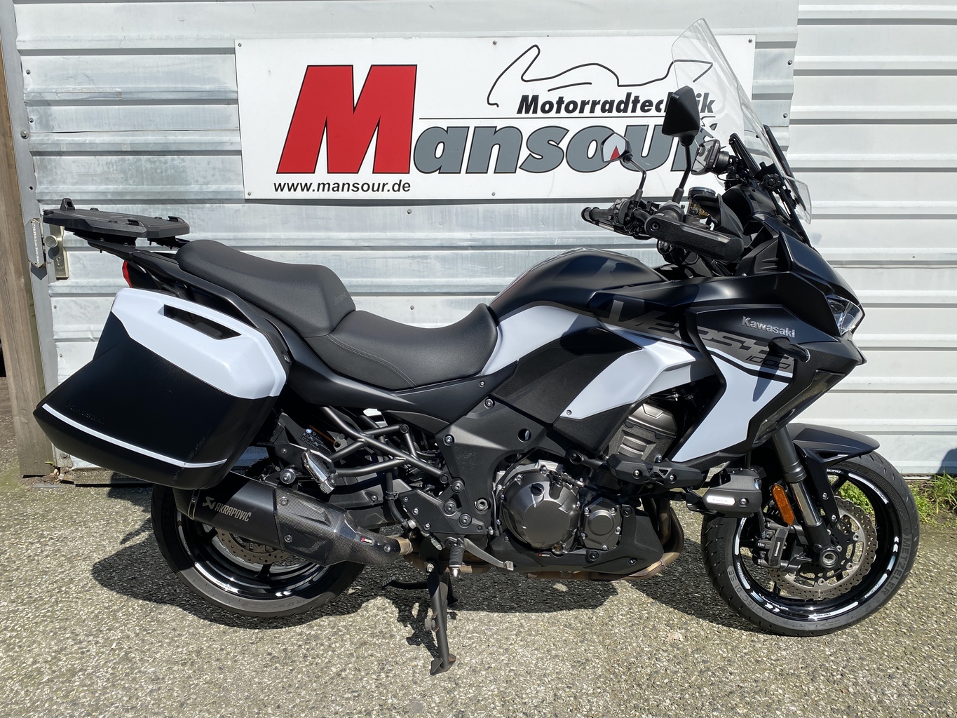 Kawasaki Versys 1000 SE Tourer | TOMTOM | AKRAPOVIC |