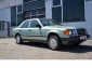 Mercedes-Benz 200 D W124 Nelkengrn guter Zustand Ahk. WD-Glas