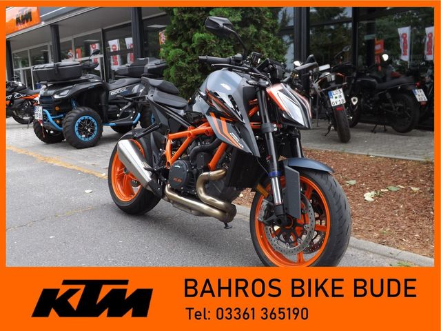 KTM 1290 SUPER DUKE R