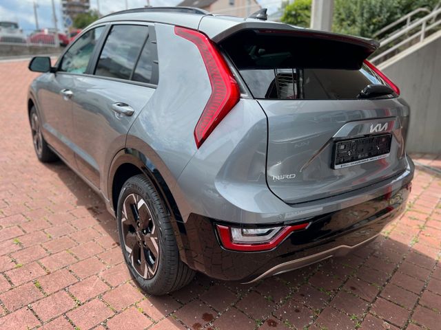 Kia Andere