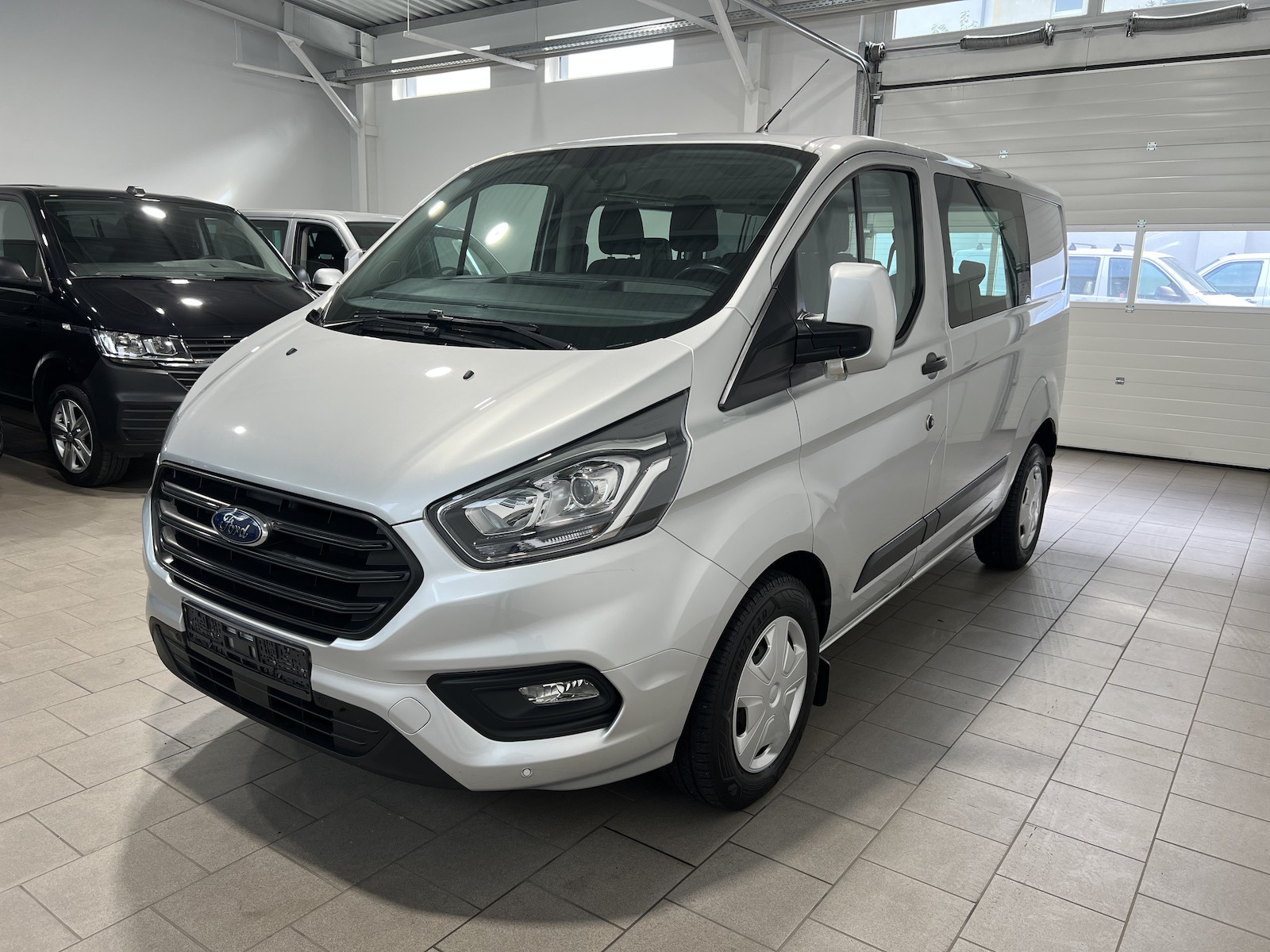 Ford Transit Custom 320,Mixto,6-Si.,L1H1,Trend,AHK