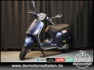 Vespa GTS 125 SUPER TECH BLUE // EXAKTA AKTION //