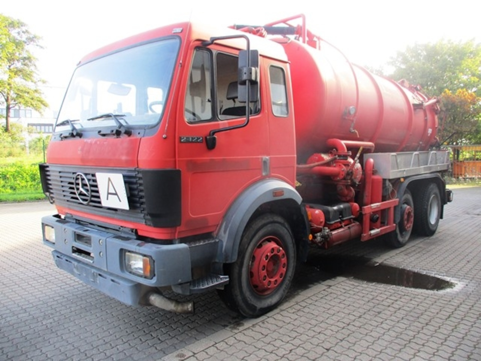 Mercedes-Benz 2422 6x2/4 SK 12m³ Saugwagen/Vacuum Truck