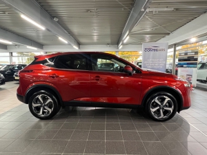 Nissan Qashqai 1.3 N-Connecta LED+360+N- Connect uvm