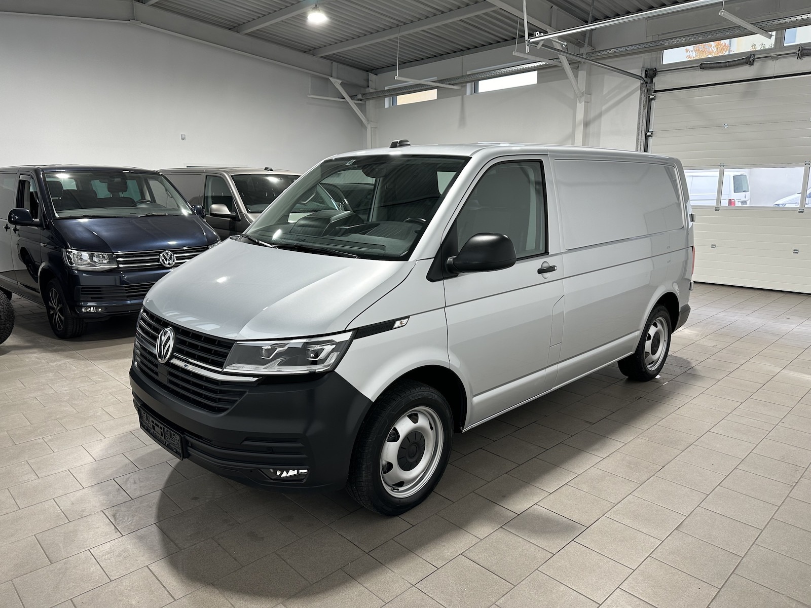 Volkswagen T6.1 Transporter Kasten,4 Motion,DSG,Navi,AHK