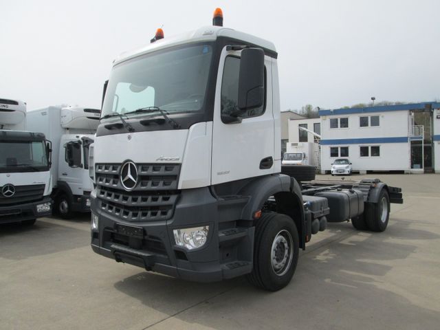 Mercedes-Benz AROCS 1833 Fahrgestell 4.800 mm*NEUWAGEN