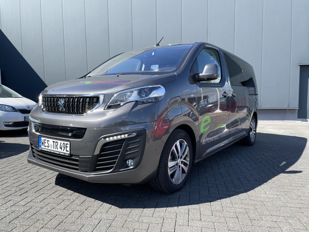 Peugeot e-Traveller