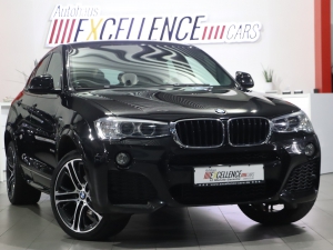 BMW X4 xDrive 20i M-SPORT / SCHIEBEDACH / NAVI-PROF