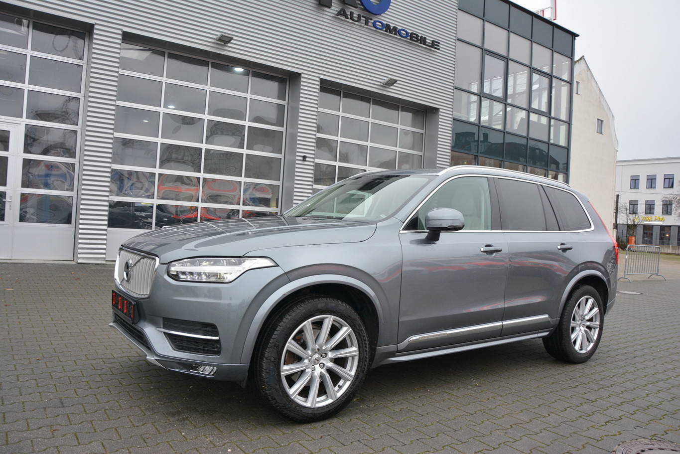 Volvo XC90