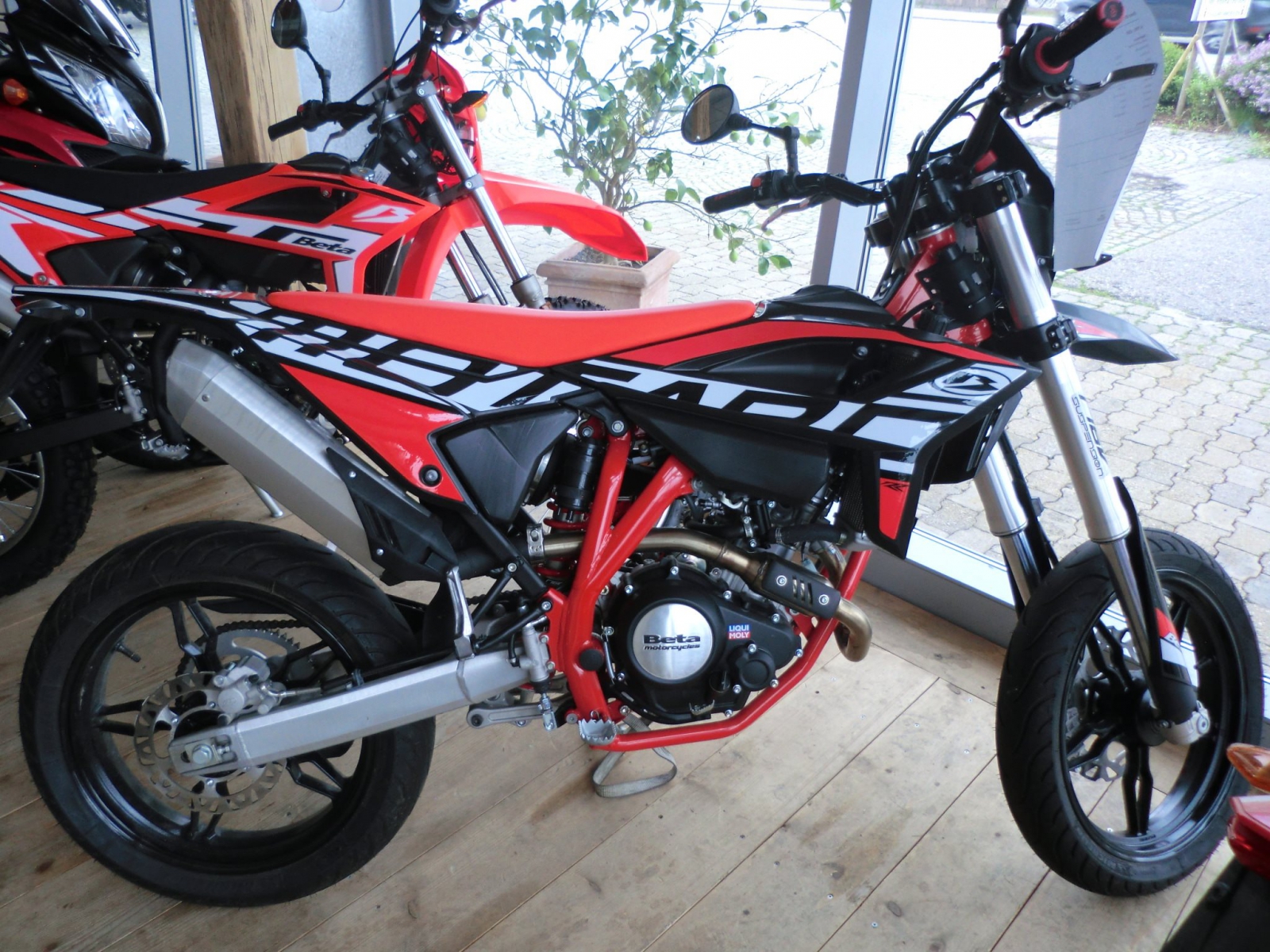 Beta RR 125 4T SM, Supermoto