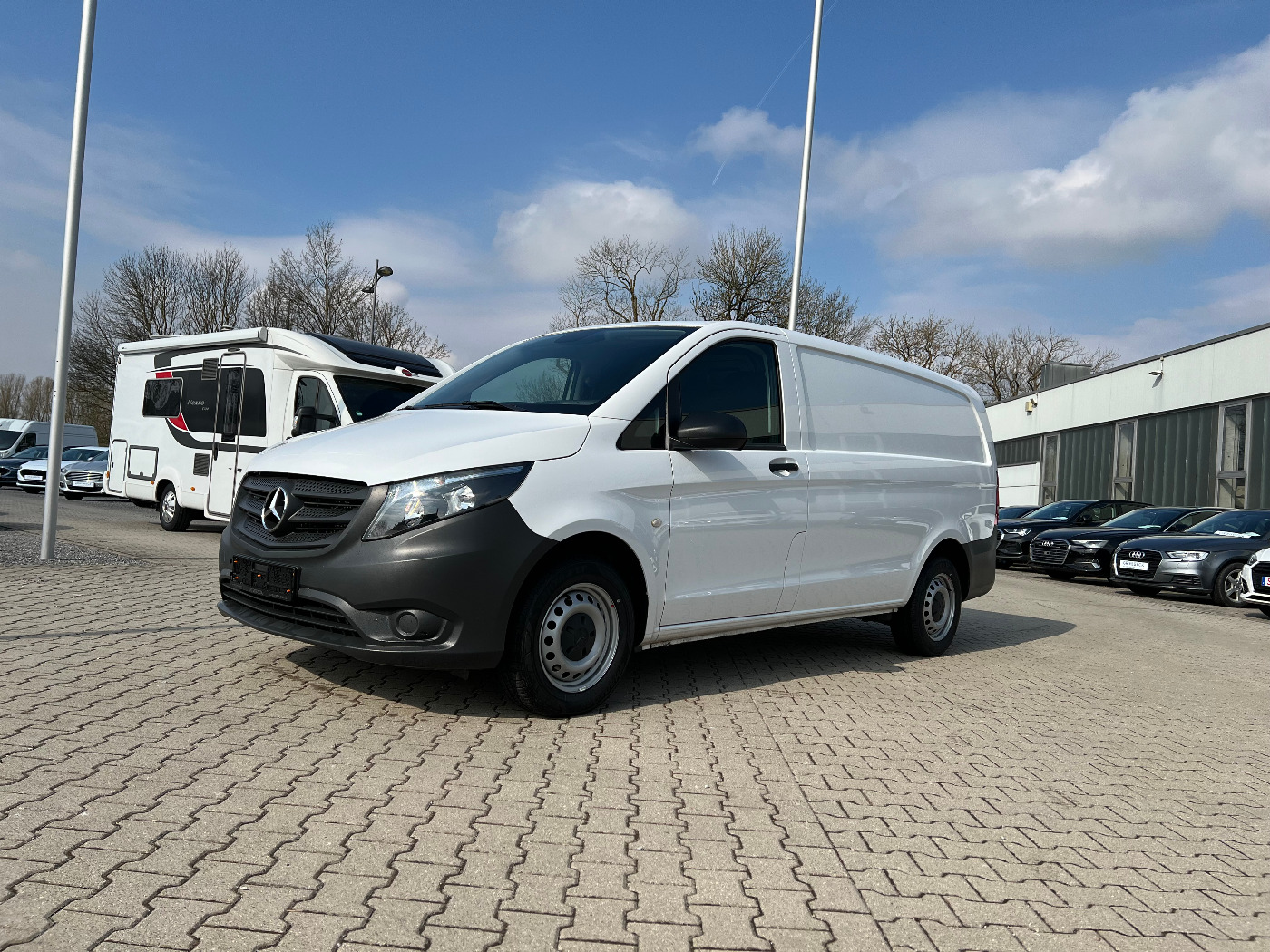 Mercedes-Benz Vito Kasten 116 CDI lang RWD Klima AHK Holzboden