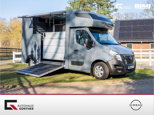 Nissan Interstar