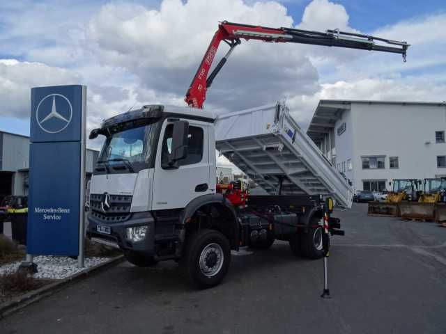 Mercedes-Benz Arocs 1832 AK 4x4 Kipper+Kran Fassi F120 + Funk