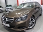 Mercedes-Benz E 250 AVANTGARDE EXCLUSIVE / LED / NAVI+ / SCHN