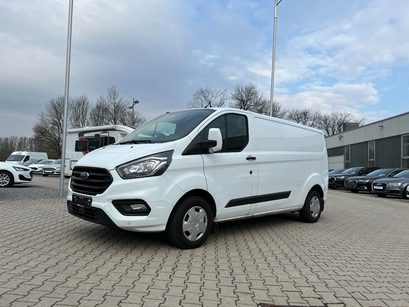 Ford Transit Custom Kasten L2 2.0 TDCi 300 Trend AHK