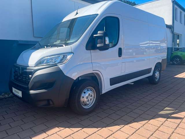 Opel Movano