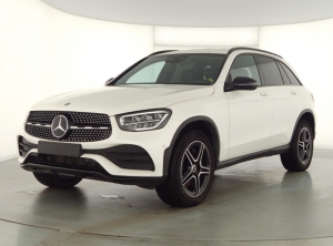 Mercedes-Benz GLC 300 de 4M:2xAMG/NIGHT/AHK/DISTRONIC+/LED/RFK