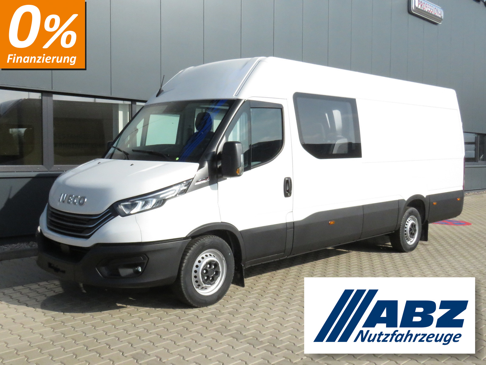 Iveco Daily 35S18HA8CRV/P / Snoeks / 5-Sitzer