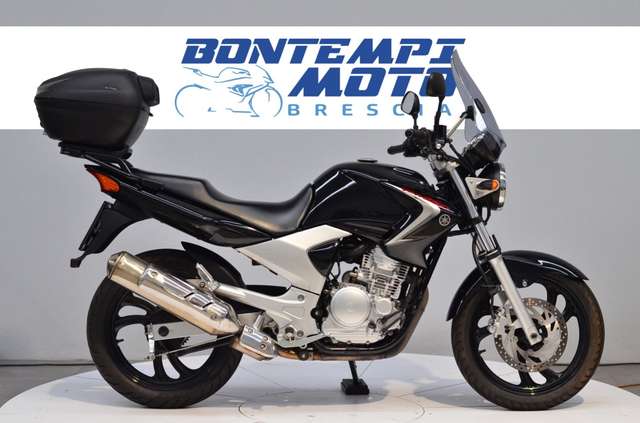 Yamaha YBR 250 2009 - 8.000 KM + BAULETTO
