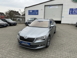 Skoda Superb L&K 2,0 TDI DSG Navi Bi-Xe Leder Temp PDCv+h Alu17 E6