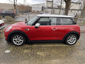 MINI Cooper D F56 top gpeflegter und sparsamer Mini